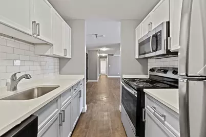 122 Chestnut St #215, Springfield, MA 01103 - Photo 8