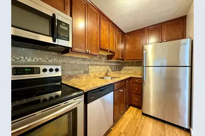 96 Fountain Ln #11, Weymouth, MA 02190 - Photo 1