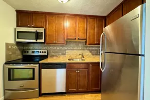 96 Fountain Ln, Weymouth, MA 02190 - Photo 2