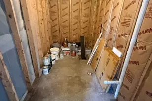 1523-1525 Padanaram Ave, New Bedford, MA 02740 - Photo 16