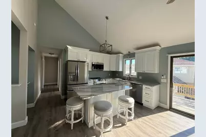 1523-1525 Padanaram Ave, New Bedford, MA 02740 - Photo 10