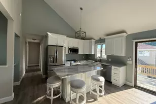 1523-1525 Padanaram Ave, New Bedford, MA 02740 - Photo 10