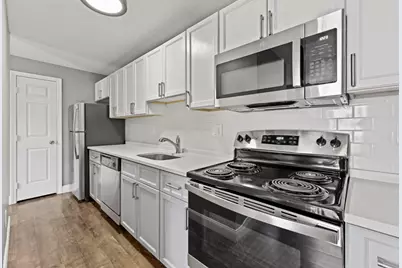 122 Chestnut St #L003, Springfield, MA 01103 - Photo 4