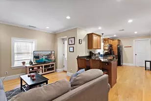 75 Pine St, Waltham, MA 02453 - Photo 12