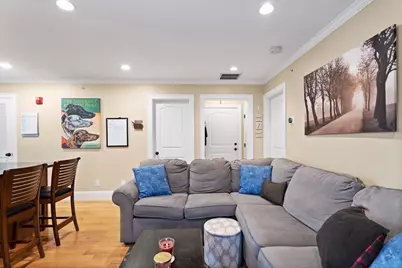 75 Pine St #31, Waltham, MA 02453 - Photo 10