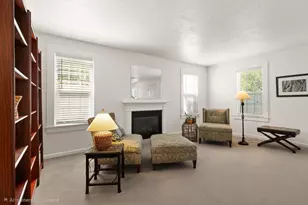 47 Lilac Cir, Marlborough, MA 01752 - Photo 10