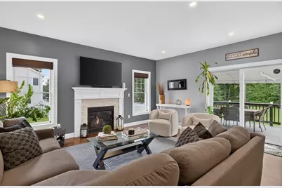 20 Kelly Ln, Brockton, MA 02301 - Photo 24