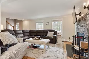 49 Shawna St, Fitchburg, MA 01420 - Photo 12