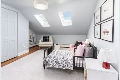 27 Saint James St, Boston, MA 02119 - Photo 10