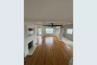 639 Quincy Shore Dr, Quincy, MA 02170 - Photo 4