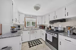 458 Orswell St, Fall River, MA 02721 - Photo 16