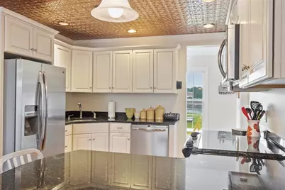 7 Essex Ave #1, Gloucester, MA 01930 - Photo 20