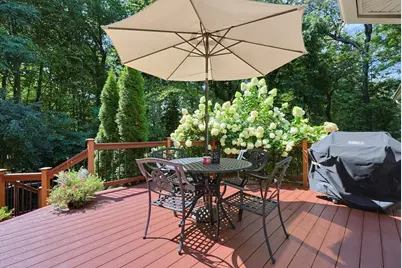 31 Hockanum Rd, Hadley, MA 01035 - Photo 16