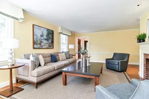 9 Buttercup Ln, Dover, MA 02030 - Photo 10