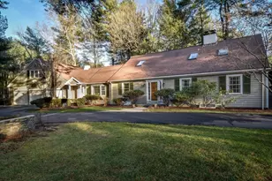 9 Buttercup Ln, Dover, MA 02030 - Photo 1