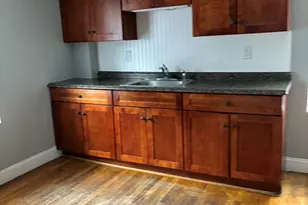 11 Fair St, Gloucester, MA 01930 - Photo 4