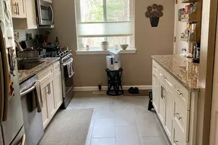 14 Bayberry Dr, Sharon, MA 02068 - Photo 2