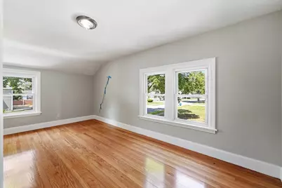 4 Hale St, West Springfield, MA 01108 - Photo 14