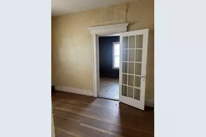 31 Lawrence Ave, Boston, MA 02121 - Photo 12