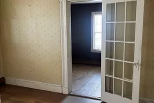 31 Lawrence Ave, Boston, MA 02121 - Photo 12