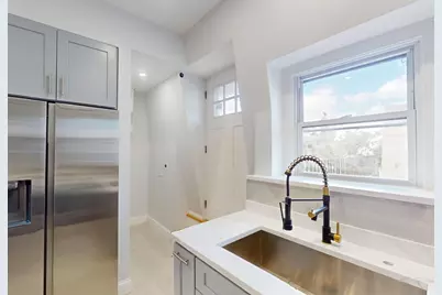 14 King St #3, Boston, MA 02122 - Photo 4