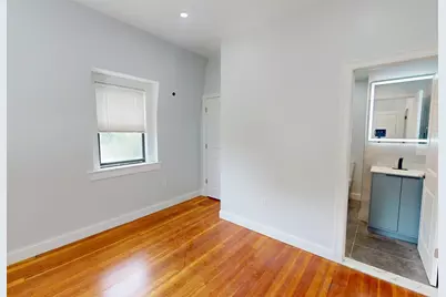 14 King St #3, Boston, MA 02122 - Photo 8