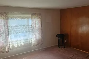 15 Dodge Rd, Boston, MA 02136 - Photo 14