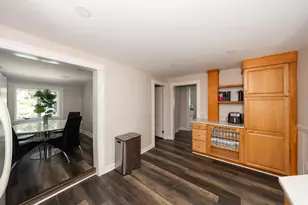 435 Lake Ave, Worcester, MA 01604 - Photo 6