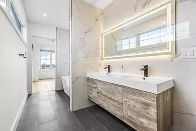 360 Athens St #A, Boston, MA 02127 - Photo 14