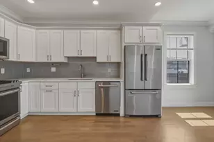 134 Chelsea St, Boston, MA 02128 - Photo 4