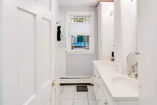 3 Upland St, Burlington, MA 01803 - Photo 14