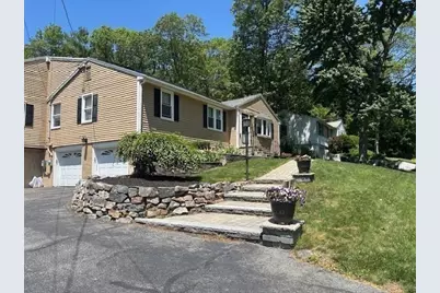 3 Upland Street #3, Burlington, MA 01803 - Photo 2