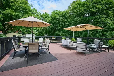 27 Prospect St, Easthampton, MA 01027 - Photo 36