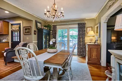 27 Prospect St, Easthampton, MA 01027 - Photo 8