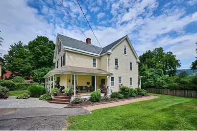 27 Prospect St, Easthampton, MA 01027 - Photo 26