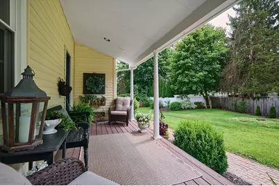 27 Prospect St, Easthampton, MA 01027 - Photo 28