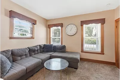 18 Ball St, Worcester, MA 01603 - Photo 8