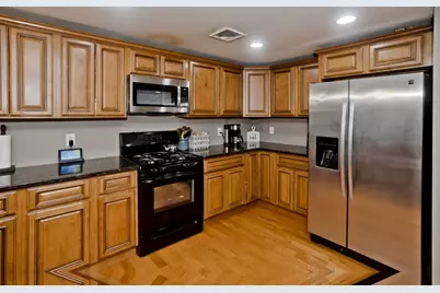 1075 Main St, Agawam, MA 01001 - Photo 4