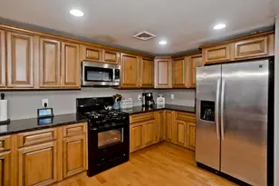 1075 Main St, Agawam, MA 01001 - Photo 4