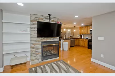 1075 Main St, Agawam, MA 01001 - Photo 14