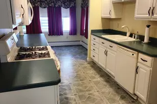 39 Everett Ave, Webster, MA 01570 - Photo 16
