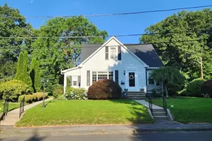 39 Everett Ave, Webster, MA 01570 - Photo 2