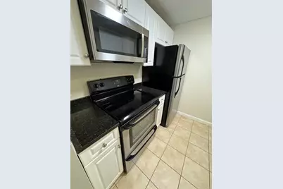 8 Museum Way #412, Cambridge, MA 02141 - Photo 6
