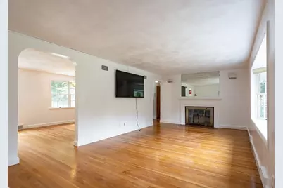 16 Westwood Rd, Lexington, MA 02420 - Photo 2