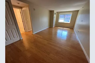 8 Museum Way #215, Cambridge, MA 02141 - Photo 2