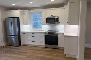 17 Seaview St, Plymouth, MA 02360 - Photo 1