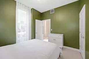 4 Charlesgate E, Boston, MA 02215 - Photo 4