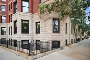 4 Charlesgate E, Boston, MA 02215 - Photo 22