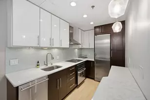 4 Charlesgate E, Boston, MA 02215 - Photo 12