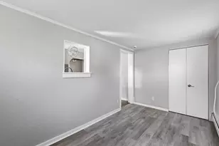94 Upland St, Springfield, MA 01104 - Photo 6